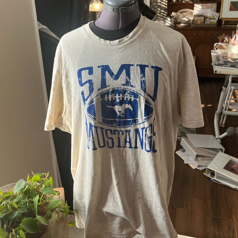 SMU mustang T-shirt by rally house size 2XL